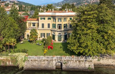 Period apartment Como, Lombardy