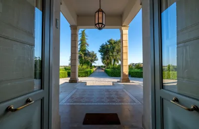 Historic villa for sale Mesagne, sp45 300, Apulia, Image 3/48
