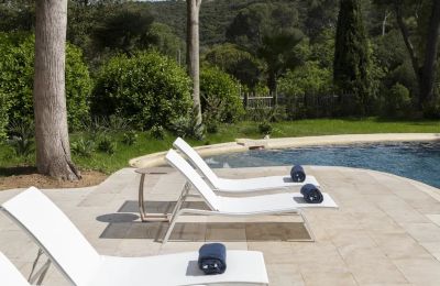 Castle for sale Uzès, Occitania, Image 28/32