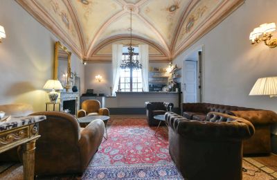 Castle for sale Uzès, Occitania, Image 10/32