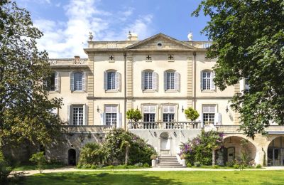 Castle for sale Uzès, Occitania, Image 3/32