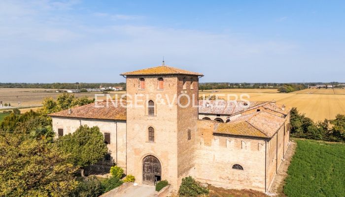 Castle for sale Muradello, Emilia-Romagna