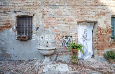Castle for sale Muradello, Emilia-Romagna, Exterior View