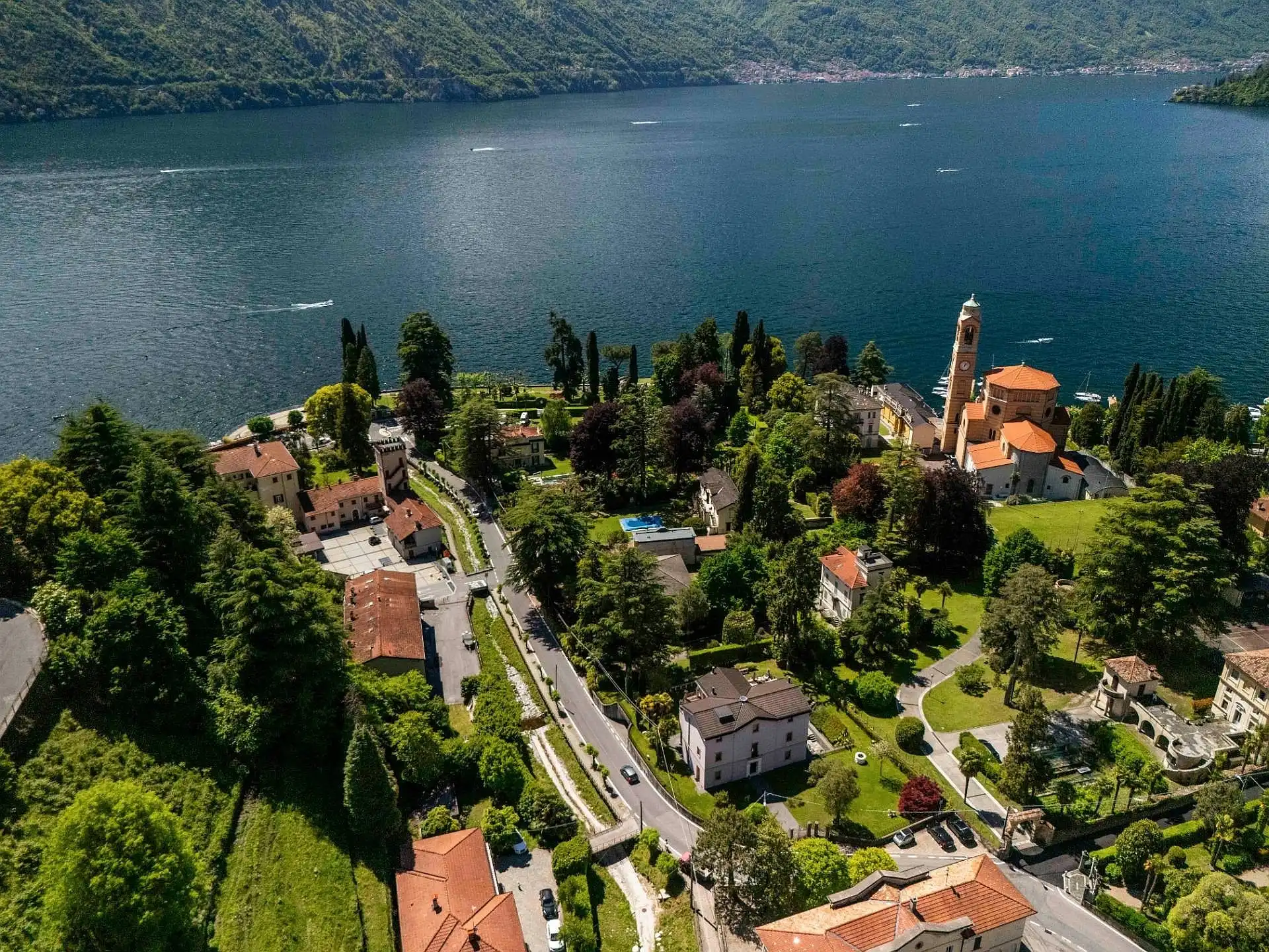 Photos Detached Villa in Tremezzo with Garden, Spa and Geothermal Heat Pump