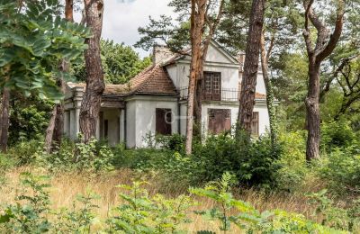 Historic villa for sale Konstancin-Jeziorna, Mazovia, Image 2/9