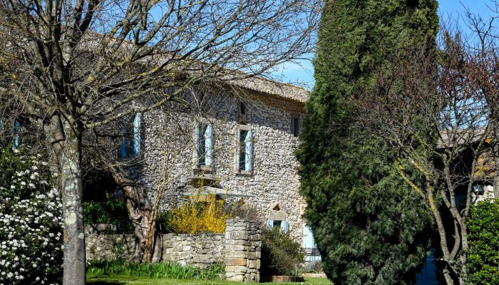  Uzès 4