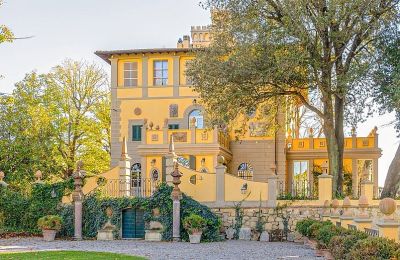 Historic villa for sale Tripalle, Tuscany, Image 2/13
