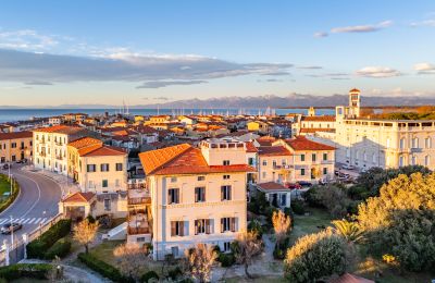 Historic villa for sale Marina di Pisa, Tuscany, Image 40/44