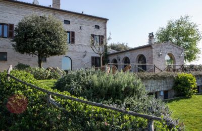 Country property for sale Fermo, Marche, Image 6/81
