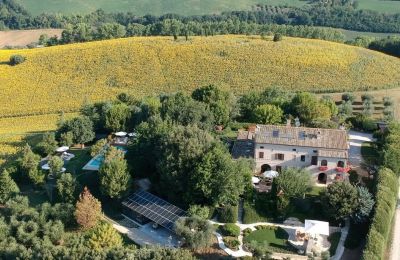 Country property for sale Fermo, Marche, Image 3/81