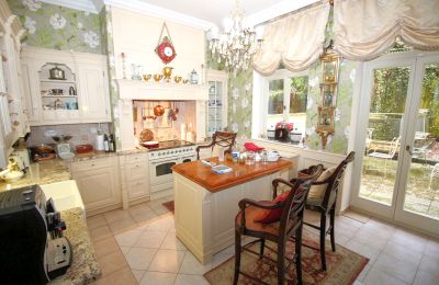 Period apartment for sale Karlovy Vary, Mariánskolázeňská, Karlovy Vary Region, Image 9/17