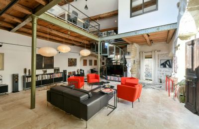 Historic property for sale Uzès, Occitania, Image 3/20