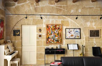 Historic property for sale Uzès, Occitania, Image 8/20