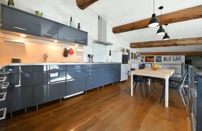 Historic property for sale Uzès, Occitania, Image 14/20