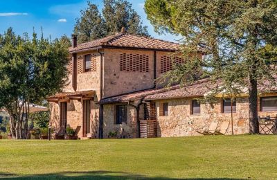 Country property for sale Monteroni d'Arbia, Tuscany, Image 11/39