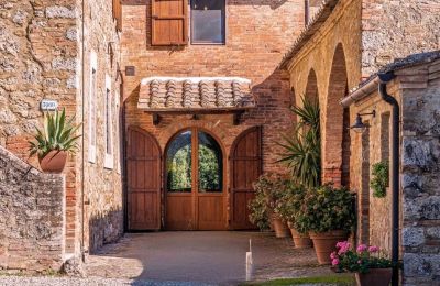 Country property for sale Monteroni d'Arbia, Tuscany, Image 16/39
