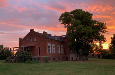 Manor house for sale Brandenburg, Abendstimmung