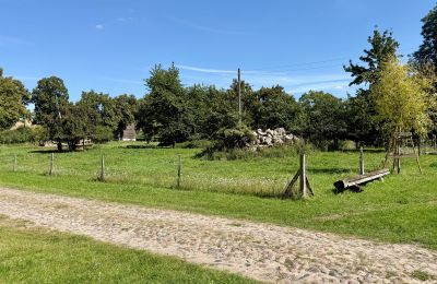 Manor house for sale Brandenburg, Hofeinfahrt & Koppel