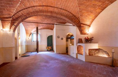 Urban palace for sale Montefoscoli, Tuscany, Image 29/37