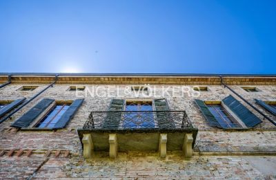 Historic villa for sale Montechiarugolo, Emilia-Romagna, Balcony