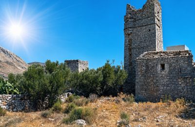 Historic tower for sale East Mani, Peloponnese, Image 1/8