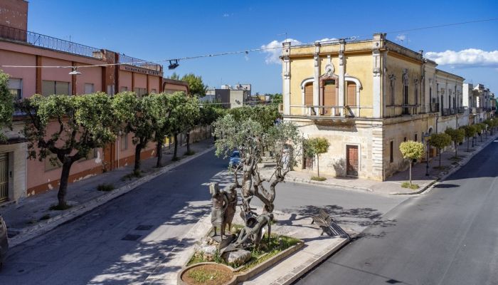 Liberty-style apartment in the heart of Oria