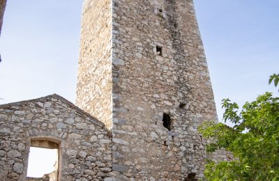 Historic tower for sale Flomochori, Peloponnese, Image 10/12