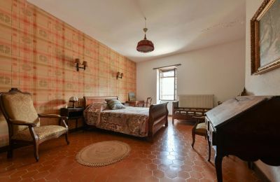 Historic property for sale Uzès, Occitania, Image 12/14