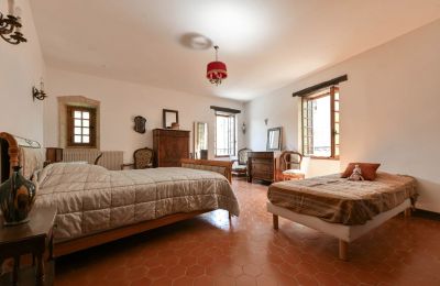 Historic property for sale Uzès, Occitania, Image 11/14