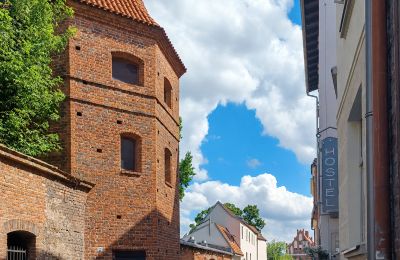 Historic tower for sale Toruń, Podmurna 11, Kuyavia-Pomerania, Image 1/12