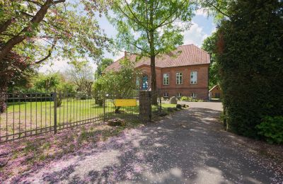 Manor house for sale 19073 Zülow, Dorfplatz 8, Mecklenburg-West Pomerania, Image 2/29