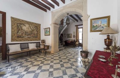 Urban palace for sale Santanyí, Balearic Islands, Flur