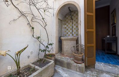 Urban palace for sale Santanyí, Balearic Islands, Patio