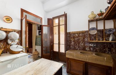 Urban palace for sale Santanyí, Balearic Islands, Zimmer