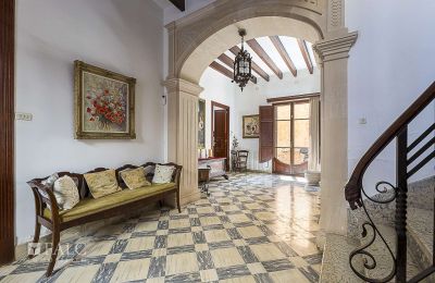 Urban palace for sale Santanyí, Balearic Islands, Flur