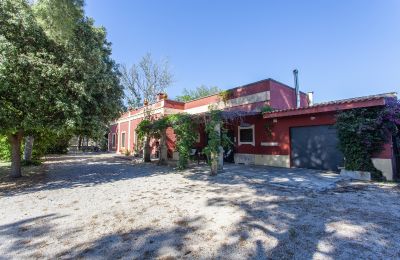 Country property for sale Francavilla Fontana, Apulia, Image 1/30