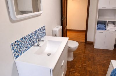 Manor house for sale O Barrio, Galicia, Image 27/40