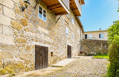 Manor house for sale O Barrio, Galicia, Image 3/40