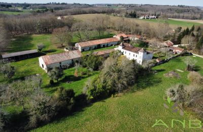 Manor house for sale Condéon, New Aquitaine, Image 2/11