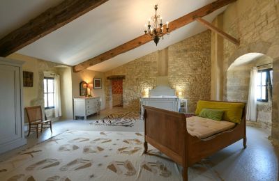 Historic property for sale Uzès, Occitania, Image 17/41