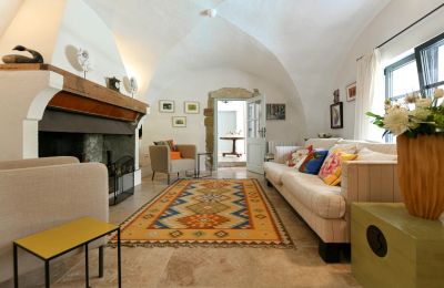 Historic property for sale Uzès, Occitania, Image 12/41