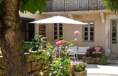 Historic property for sale Uzès, Occitania, Image 7/41