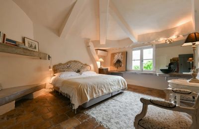 Historic property for sale Uzès, Occitania, Image 13/30