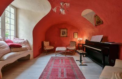 Historic property for sale Uzès, Occitania, Image 4/30