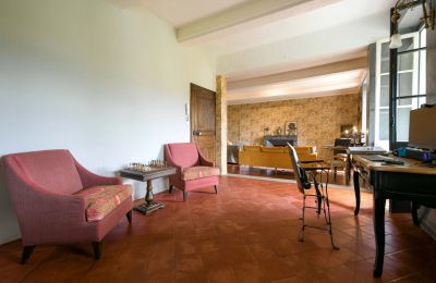 Historic property for sale Uzès, Occitania, Image 9/30