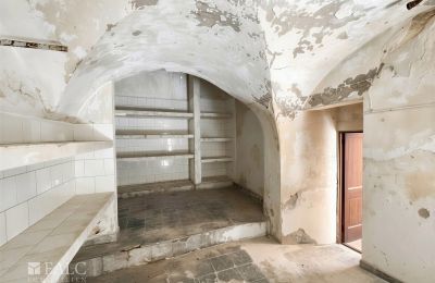 Urban palace for sale Manacor, Balearic Islands, Lagerraum