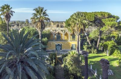 Historic Villa for sale Mesagne, Apulia:  Exterior View
