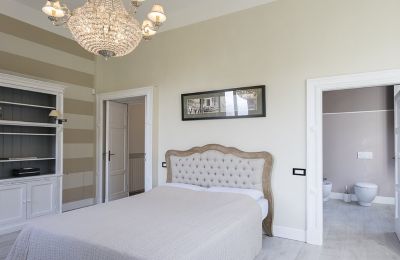Historic Villa for sale 28838 Stresa, Piemont, Image 17/20