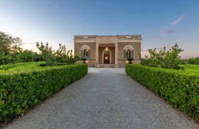 Country property for sale Mesagne, SP 45 300, Apulia, Image 37/38