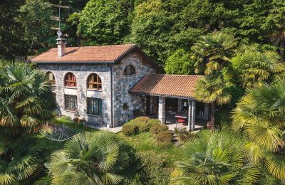 Historic Villa for sale Meina, Piemont, Image 60/61